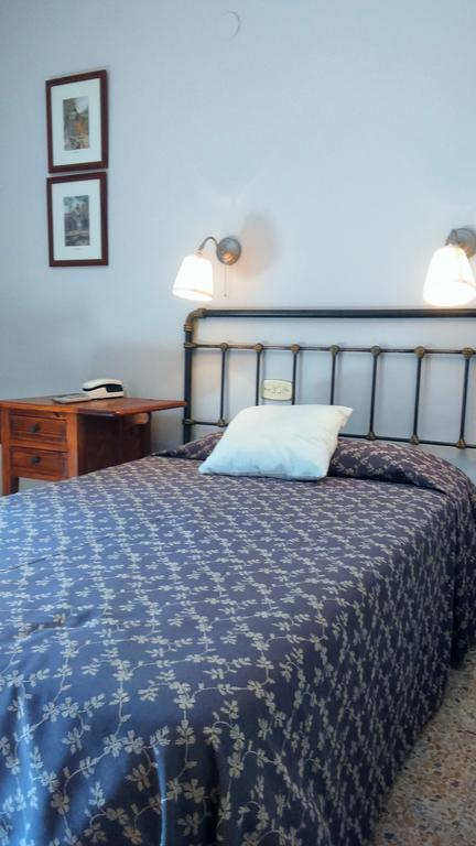 Hotel Casa Peix Serraduy الغرفة الصورة