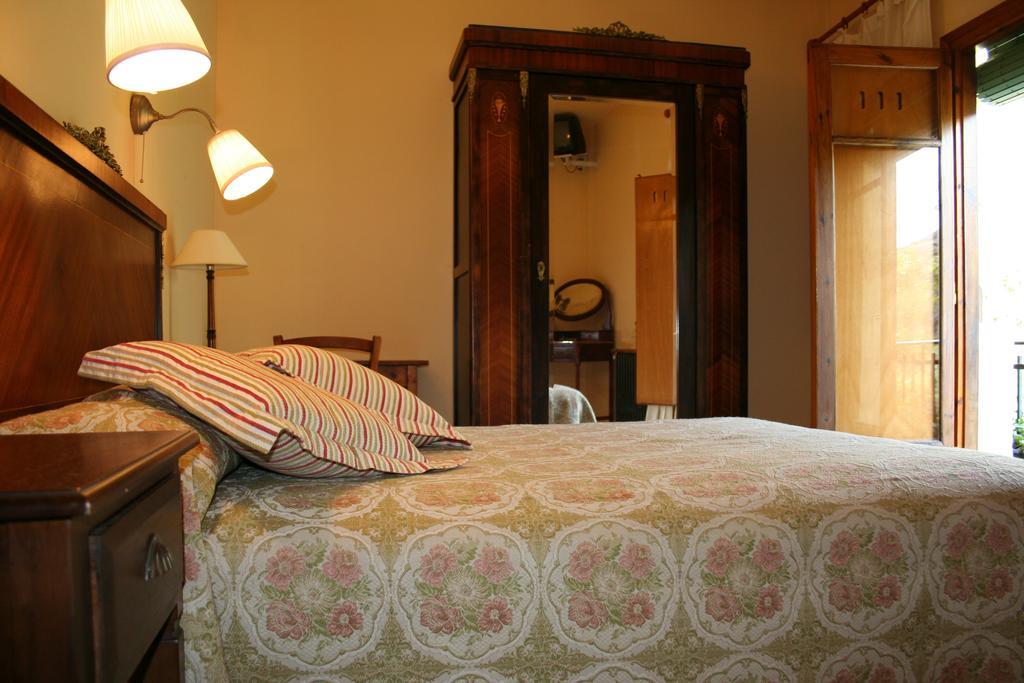 Hotel Casa Peix Serraduy الغرفة الصورة